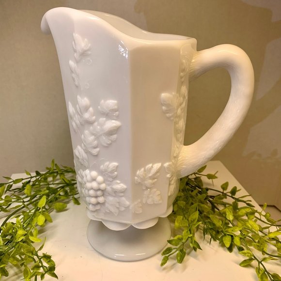 Vintage Westmoreland Paneled Grape White Milk Glass Pitcher - Picture 3 of 5